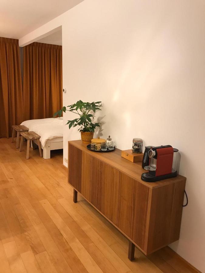 Huis Nummer 1 Ейндховен Екстериор снимка